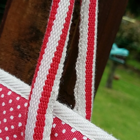 GONE American Eagle Outfitters Pink Polka Dot Tote - Picture 4 of 8